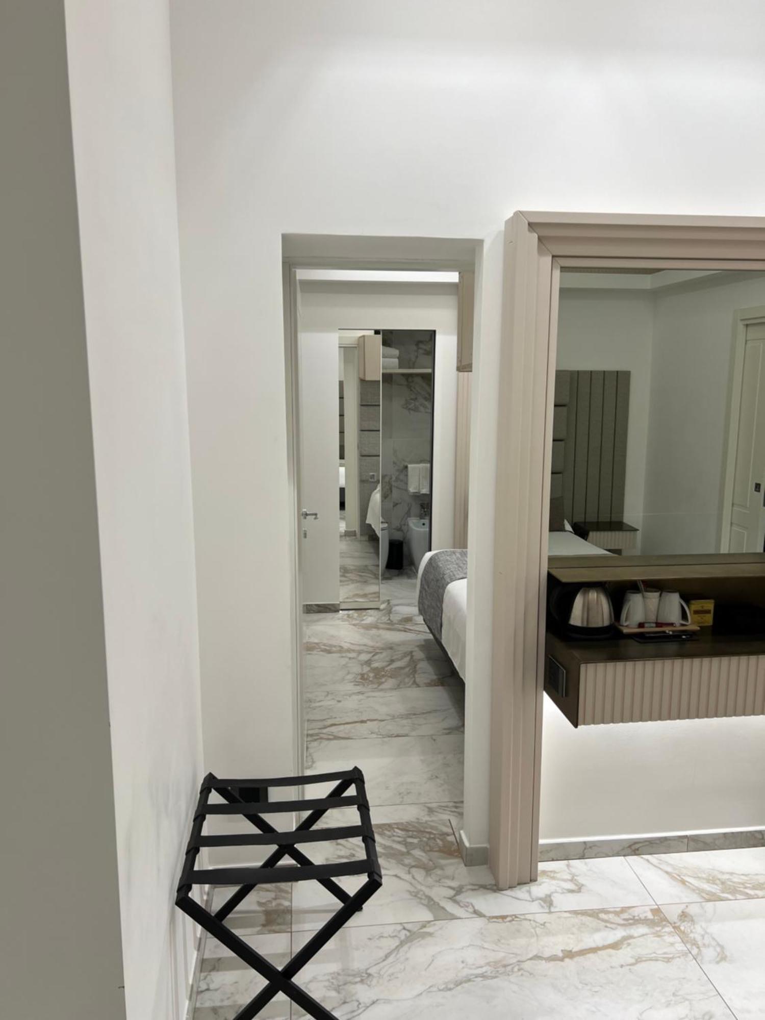 Maison Tritone Rome Luaran gambar