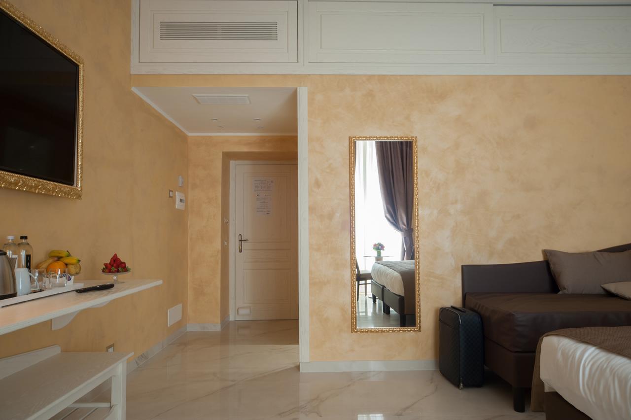 Maison Tritone Rome Luaran gambar
